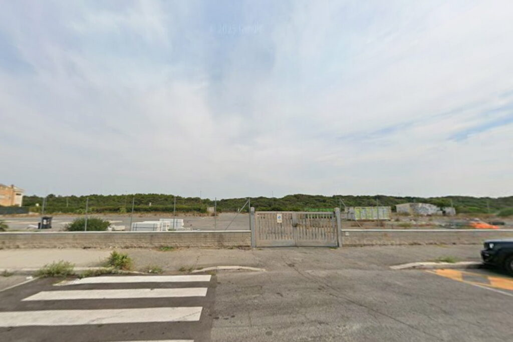 Ostia, area camper: li spostano da trent'anni, stavolta li recintano