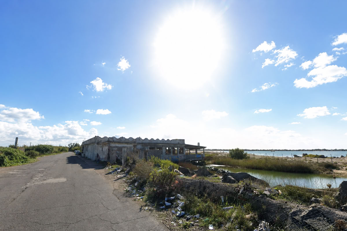 Il porto di Fiumicino si ferma ancora. Ma chi fermerà l'abbandono?